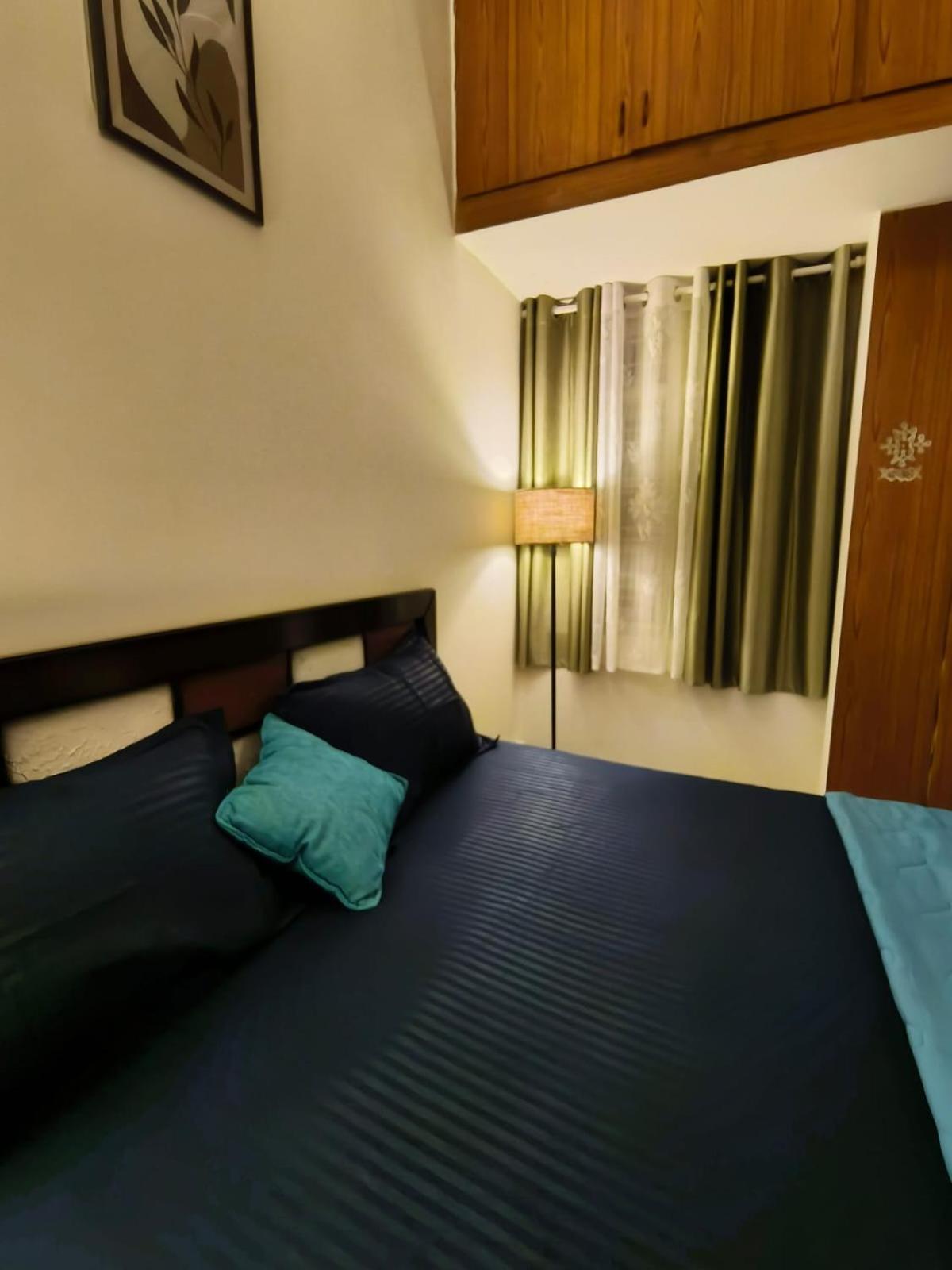 Homestayz Crown Bangalore Esterno foto