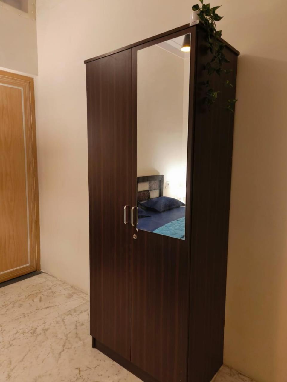 Homestayz Crown Bangalore Esterno foto